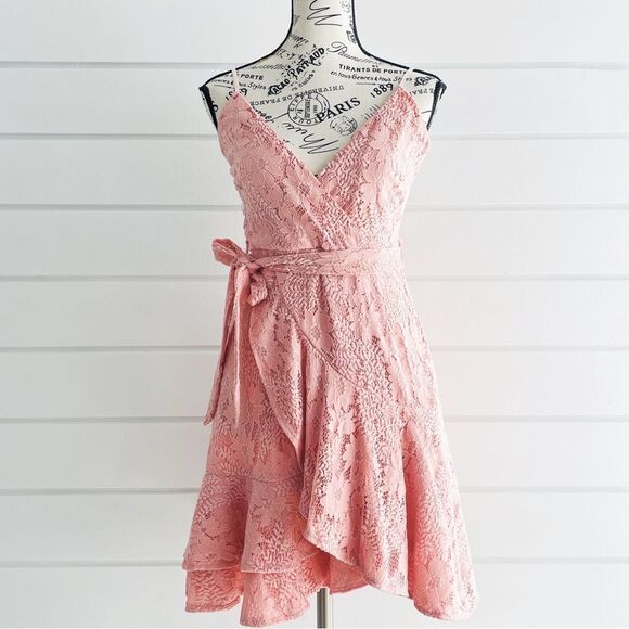 Altar’d State Pink Lace Overlay Giuly Spaghetti Strap Summer Dress Size Large - Picture 1 of 11